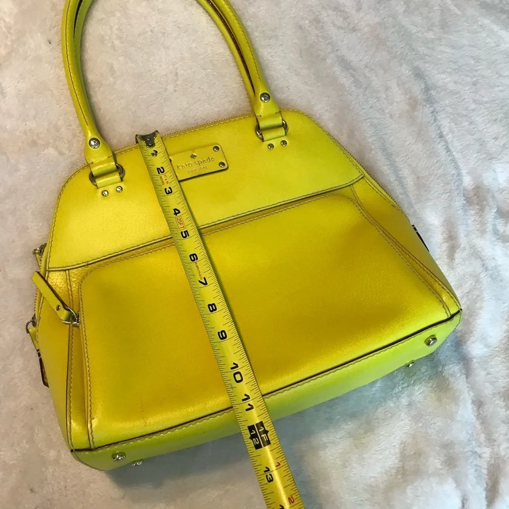 Kate Spade NEW YORK Zipper Pockets Leather Yellow Green Shoulder Hand Bag Purse